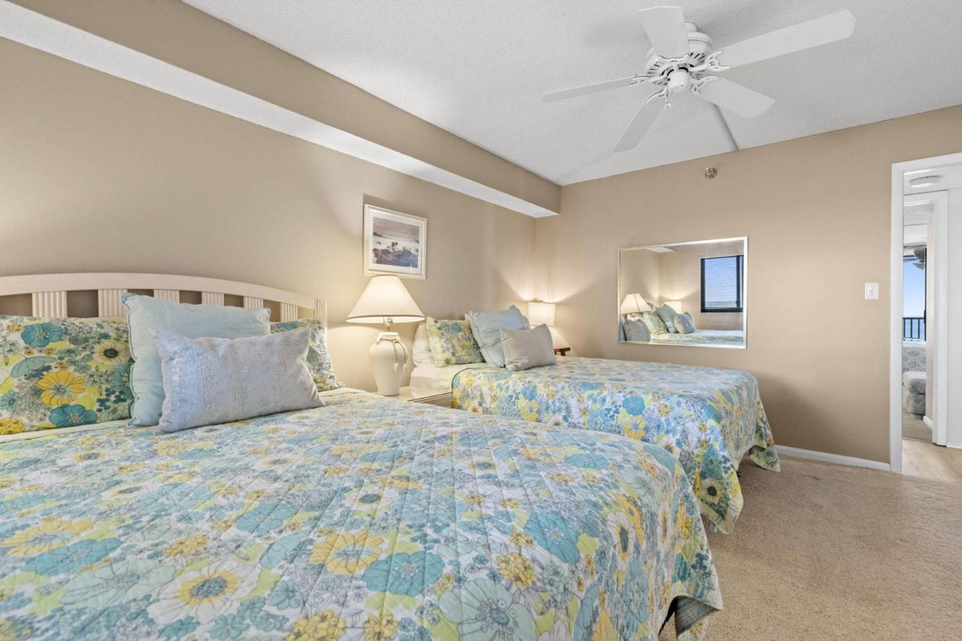 1208 Lighthouse Towers Clearwater Beach Exterior foto